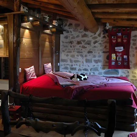 Chez Valerie Holiday home Ouroux